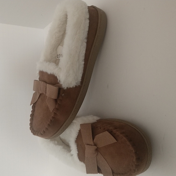 New Cognac Sonoma Fur Lined Moccasins sz Medium 7/8 - Picture 2 of 6